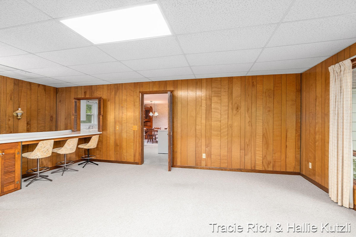 12997 West Stanton Road Trufant, MI 49347 - Photo 7 of 45 IMG_1006