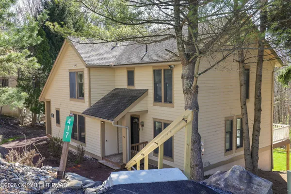 $359,000 | 417 Hickory Drive, Tannersville, PA 18372