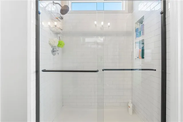 $484,900 | 1021 Southwest Cheshire Drive, Lee's Summit, MO 64083