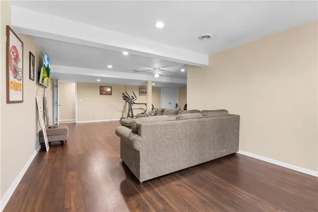 $484,900 | 1021 Southwest Cheshire Drive, Lee's Summit, MO 64083