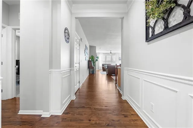 $484,900 | 1021 Southwest Cheshire Drive, Lee's Summit, MO 64083