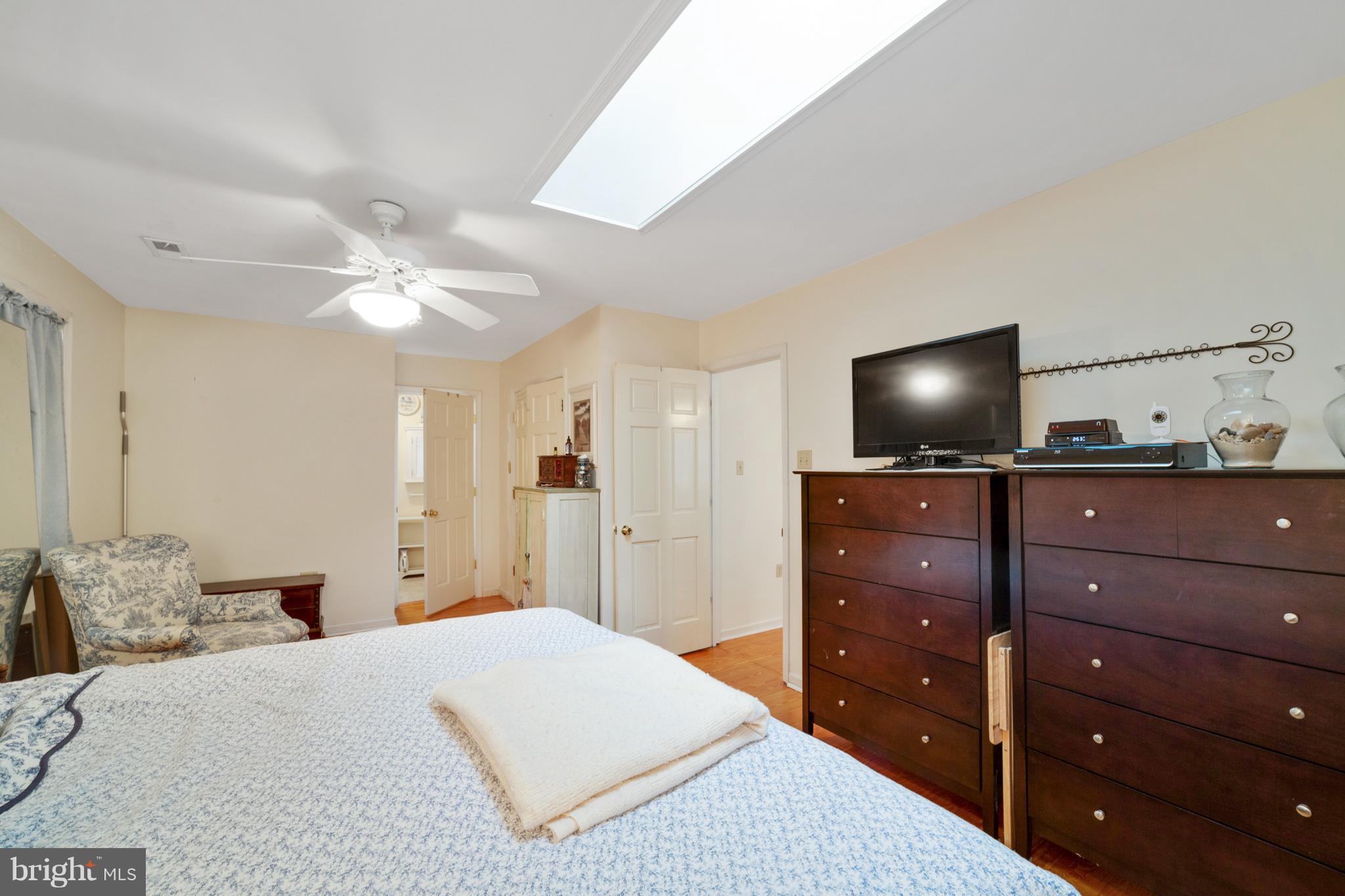 608 Manor Road Severna Park, MD 21146 - Photo 21 of 30 Bedroom (Master)