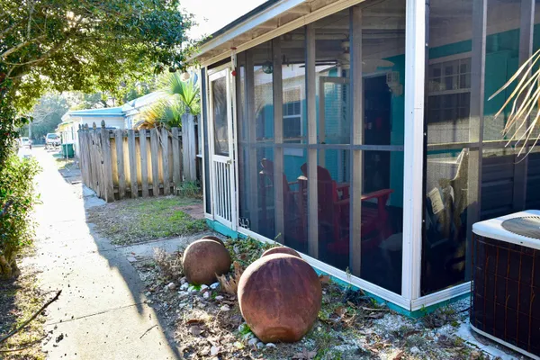 $149,800 | 34-2 Holland Avenue, Lanark Village, FL 32322