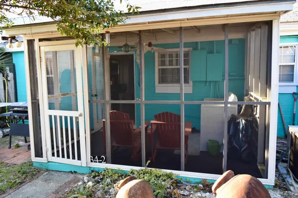 $149,800 | 34-2 Holland Avenue, Lanark Village, FL 32322