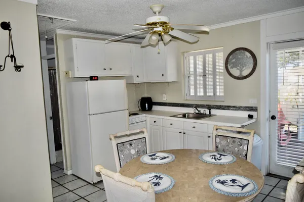 $149,800 | 34-2 Holland Avenue, Lanark Village, FL 32322