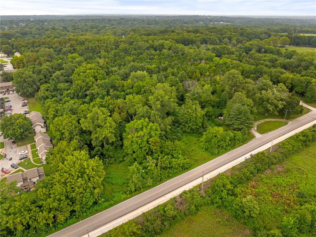 8906 Bannister Road Kansas City, MO 64138 - Photo 9 of 12 Gallery Image 9