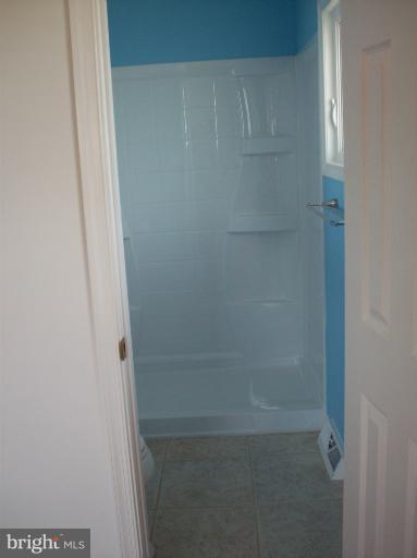 623 Andrews Road Aberdeen, MD 21001 - Photo 7 of 20 Bath (Master)