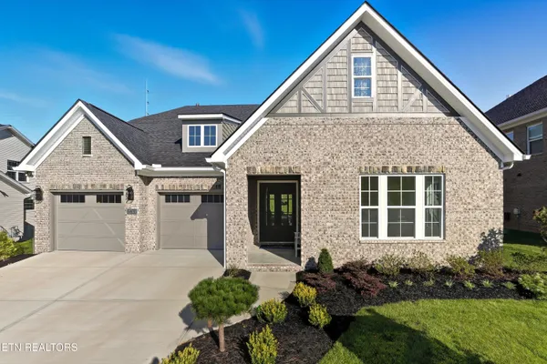 $869,900 | 12703 Red Poppy Drive, Farragut, TN 37934