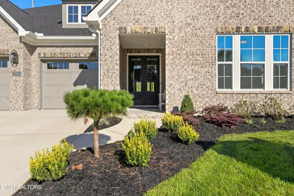 $869,900 | 12703 Red Poppy Drive, Farragut, TN 37934