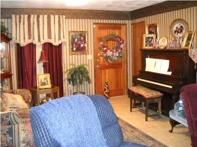 914 New Hope Road Magee, MS 39111 - Photo 4 of 7 Photo 4
