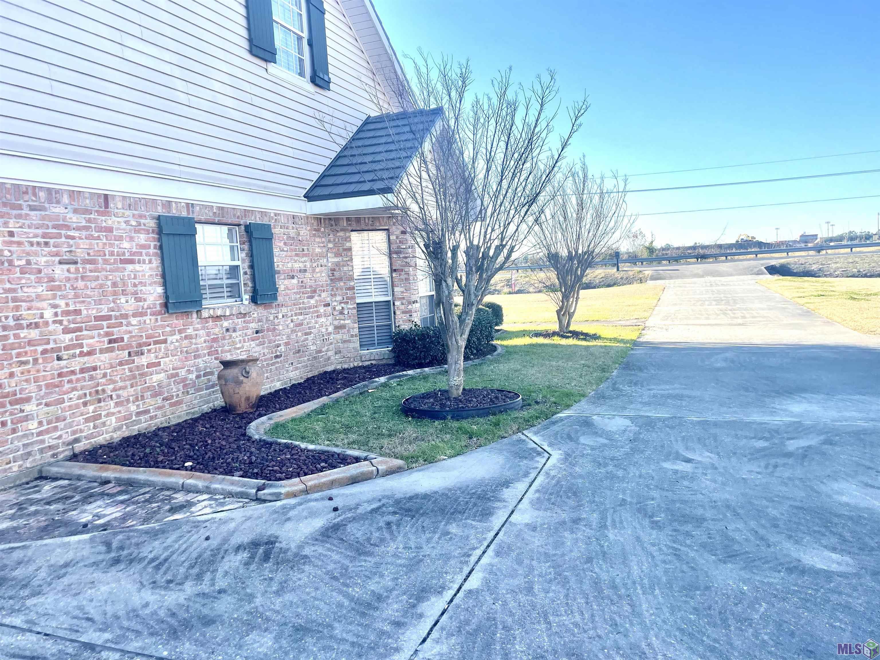 451 Percy Brown Road Thibodaux, LA 70301 - Photo 3 of 34 Gallery Image 3