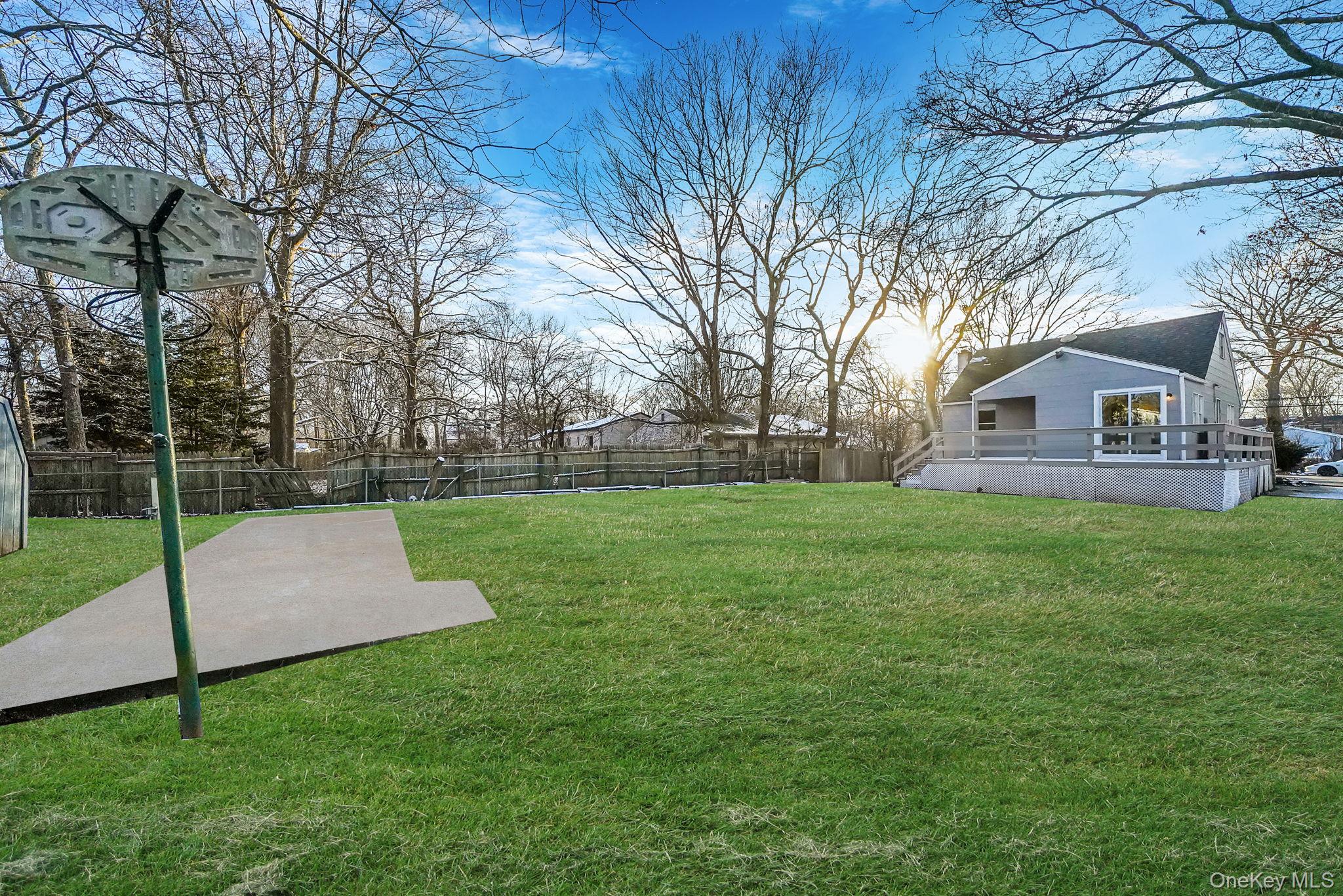 139 Madison Street Mastic, NY 11950 - Photo 35 of 38