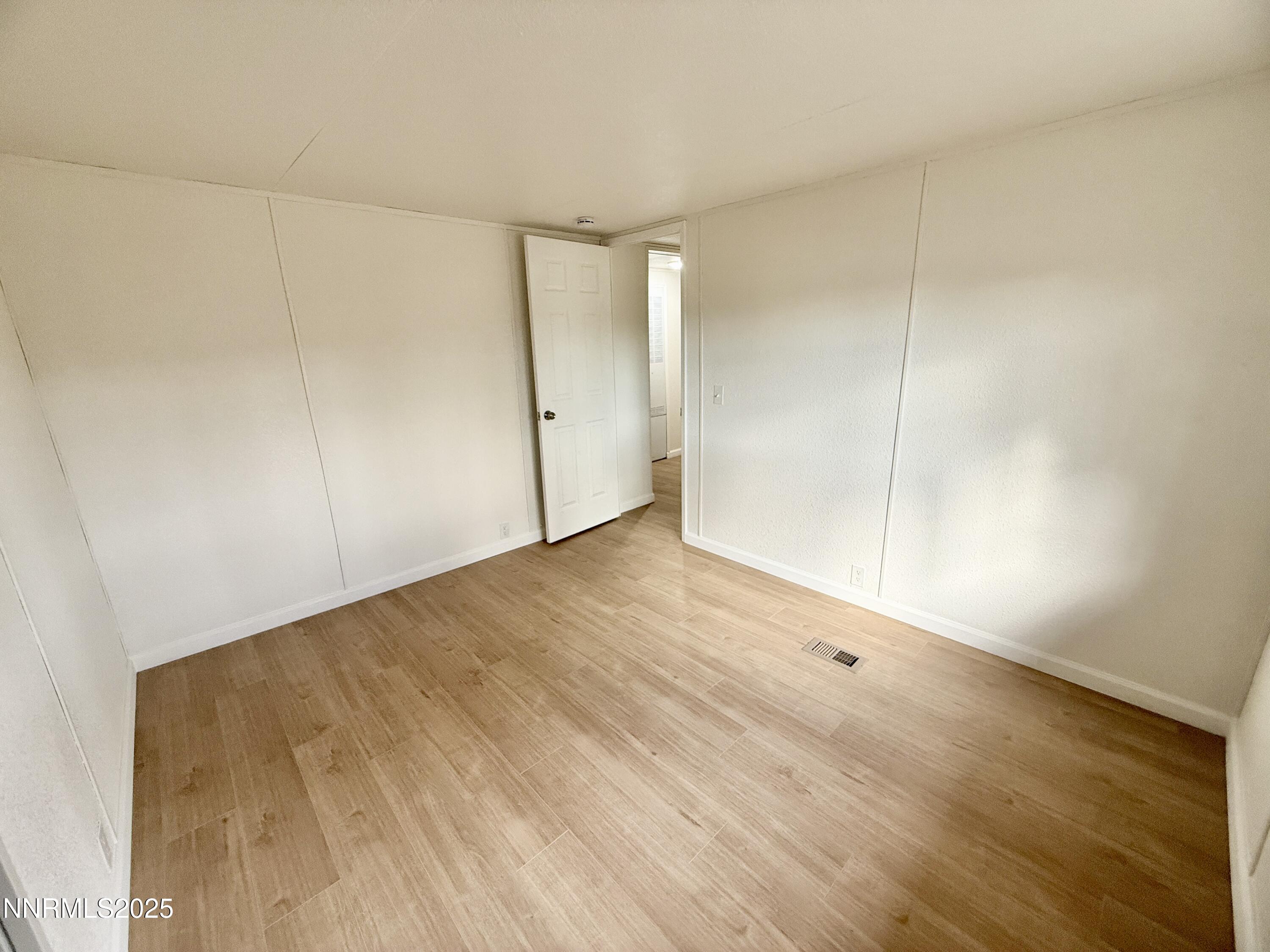 3855 Sandpiper Drive Reno, NV 89508 - Photo 25 of 28 a view of an empty room