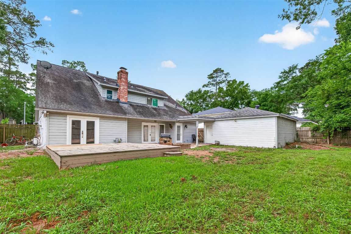 4230 Annawood Circle Spring, TX 77388 - Photo 15 of 50 a front view of a house with a yard and trees