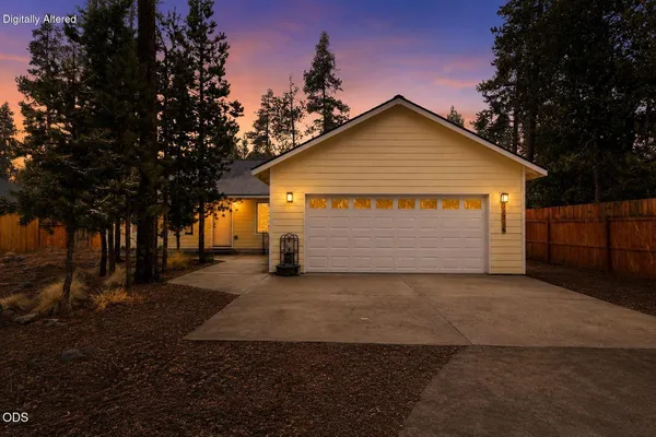 $549,900 | 17316 Golden Eye Drive, Bend, OR 97707