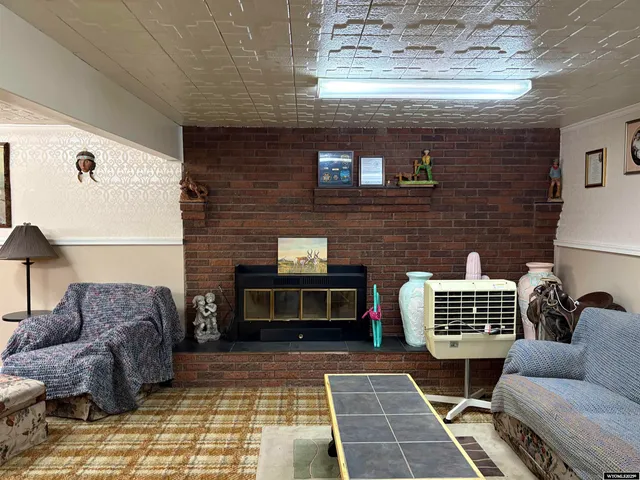 $280,000 | 715 Emerald Street, Kemmerer, WY 83101