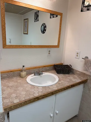 $280,000 | 715 Emerald Street, Kemmerer, WY 83101