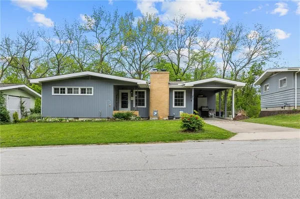 $235,000 | 1014 Anderson Street, Warrensburg, MO 64093