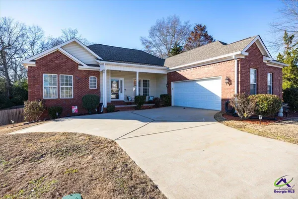 $334,000 | 420 Southland Trail, Byron, GA 31008