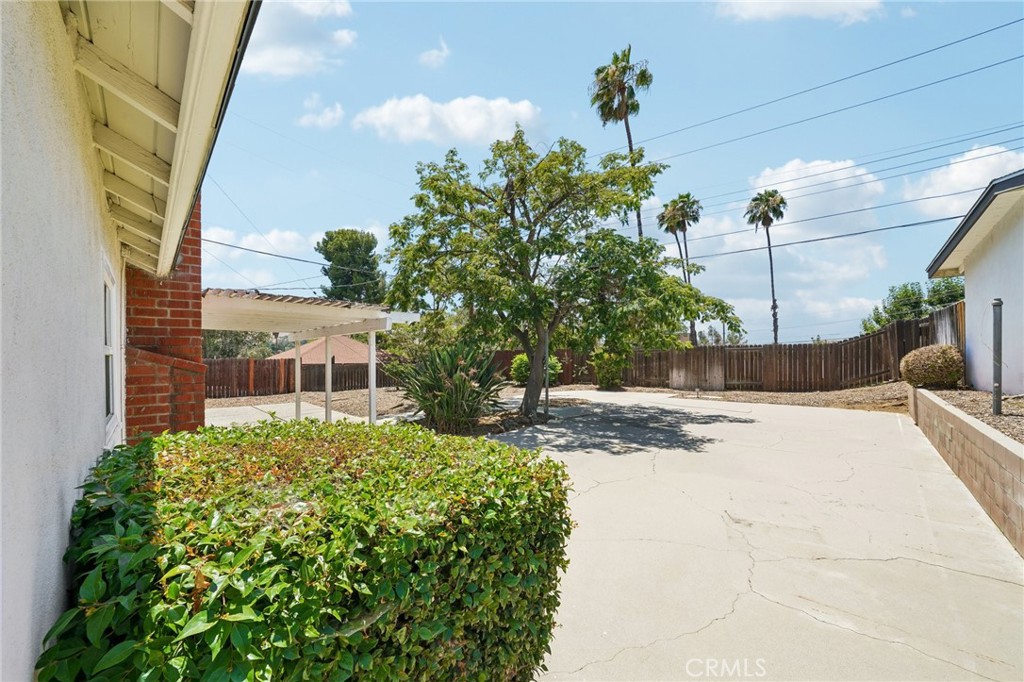 3595 Watkins Drive Riverside, CA 92507 - Photo 42 of 48