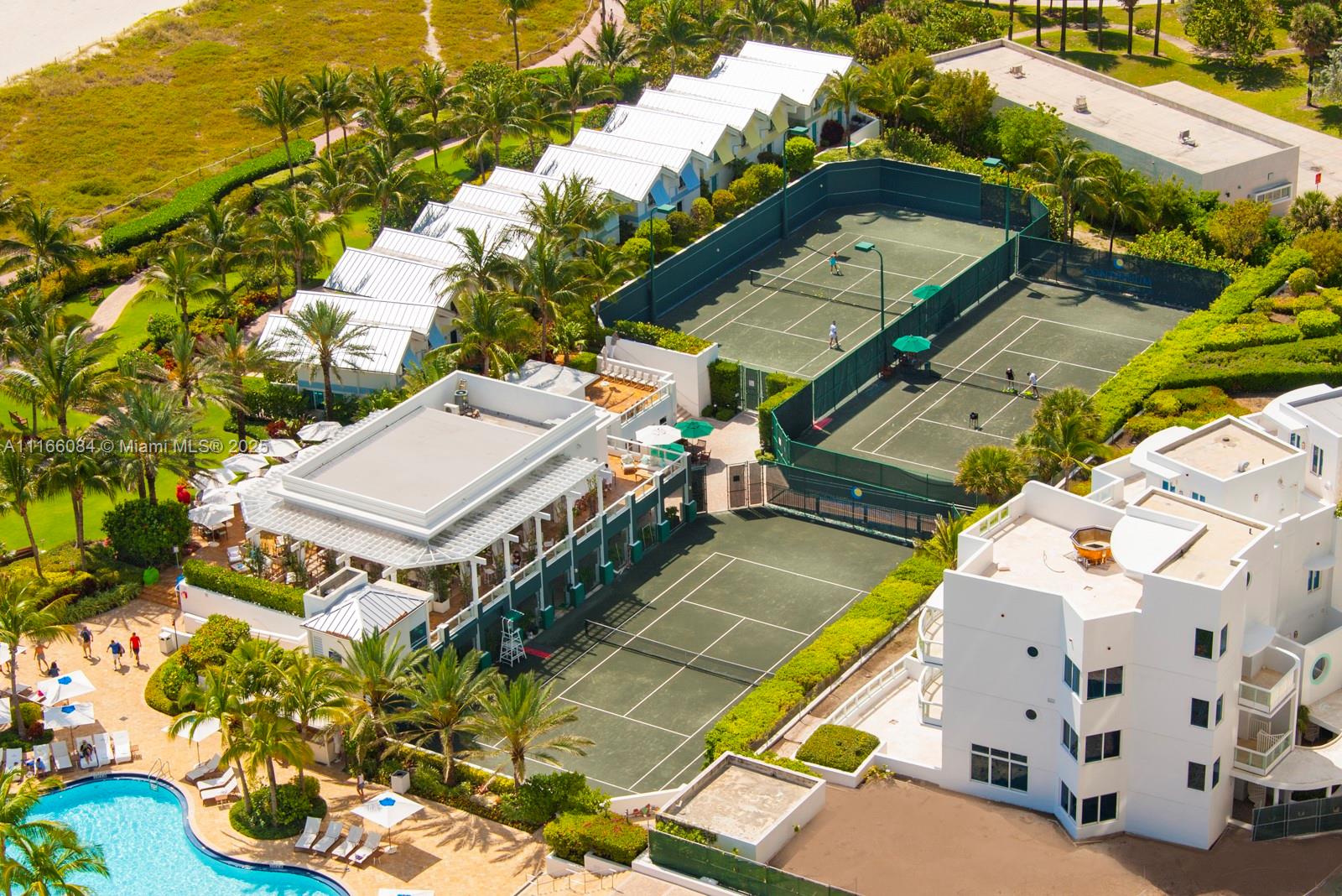 100 South Pointe Drive, Unit 908 Miami Beach, FL 33139 - Photo 28 of 29 an aerial view of a house with a garden