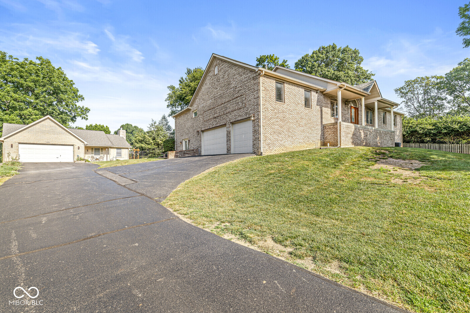 3766 Brill Road Indianapolis, IN 46227 - Photo 3 of 45 Gallery Image 3