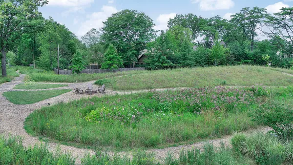 $1,299,000 | 2009 Skyelar Court, Highland Park, IL 60035