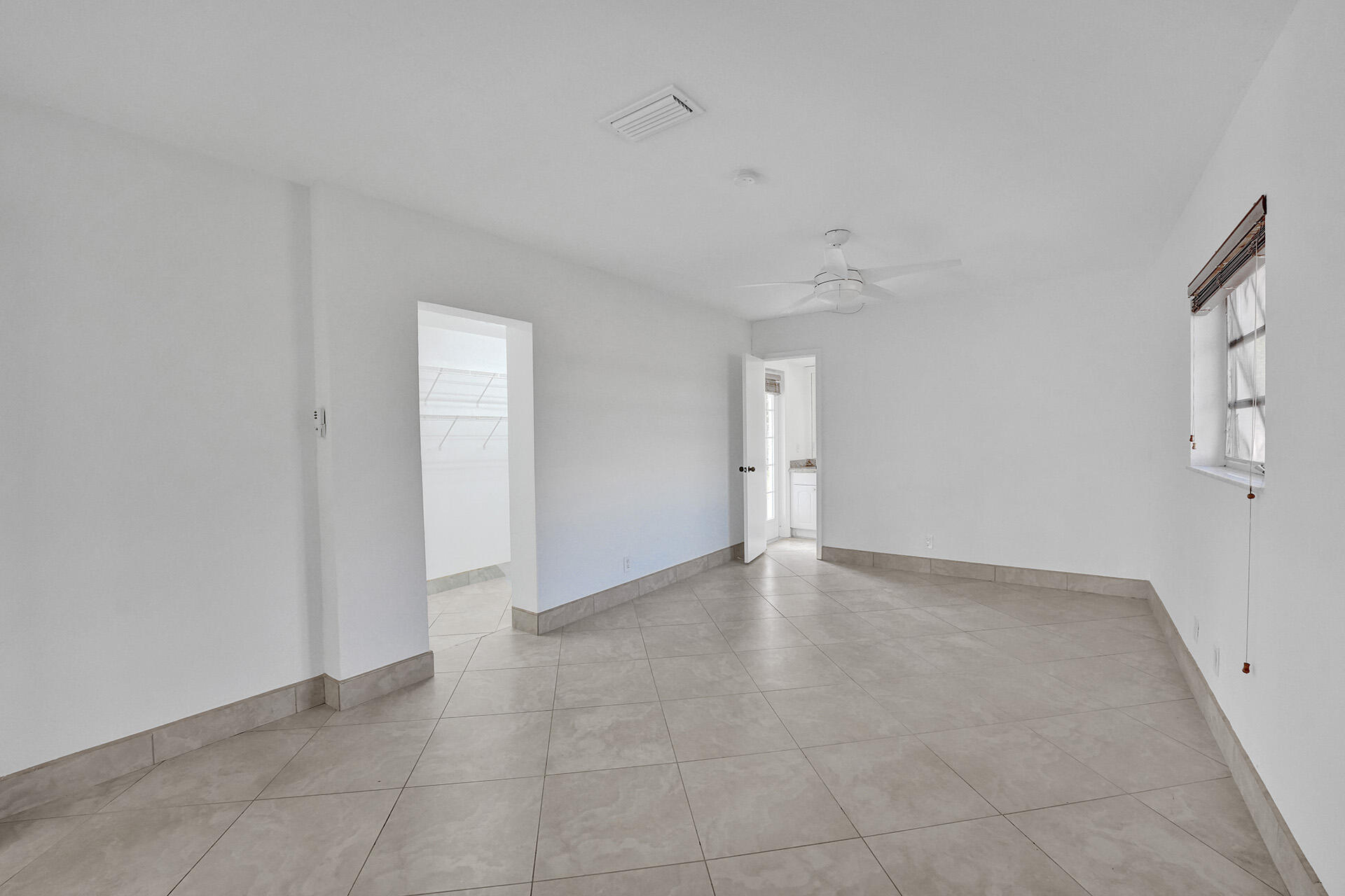 1069 Southwest 12th Road Boca Raton, FL 33486 - Photo 36 of 49 RJP00414