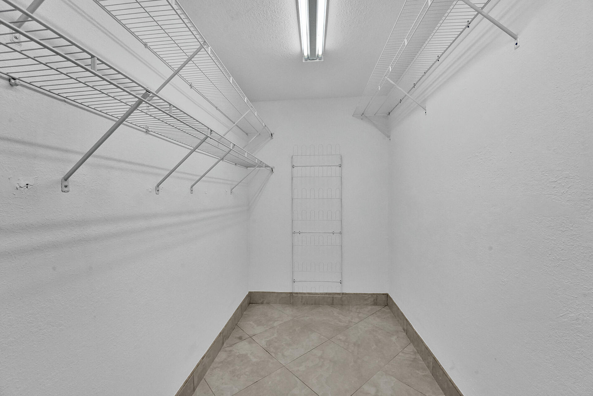 1069 Southwest 12th Road Boca Raton, FL 33486 - Photo 39 of 49 RJP00420