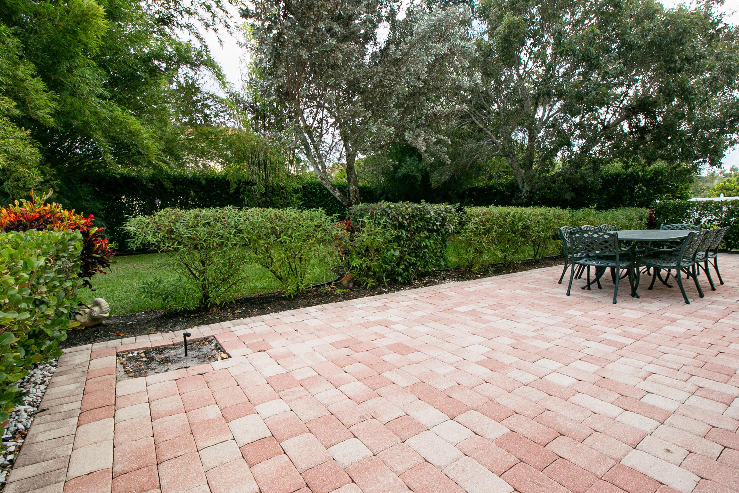 9752 Roche Place Wellington, FL 33414 - Photo 34 of 44 IMG_5297-1