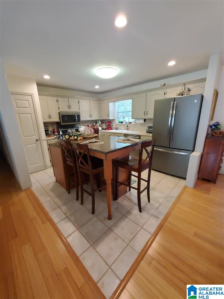 785 Merlin Drive Calera, AL 35040 - Photo 14 of 49
