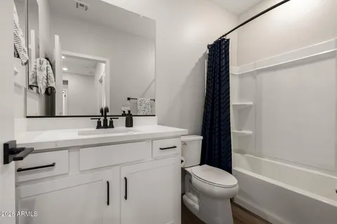 $499,000 | 675 East Ginko Avenue, Unit 201, Gilbert, AZ 85297