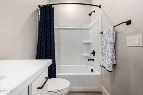 $499,000 | 675 East Ginko Avenue, Unit 201, Gilbert, AZ 85297