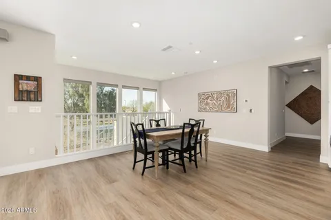 $499,000 | 675 East Ginko Avenue, Unit 201, Gilbert, AZ 85297