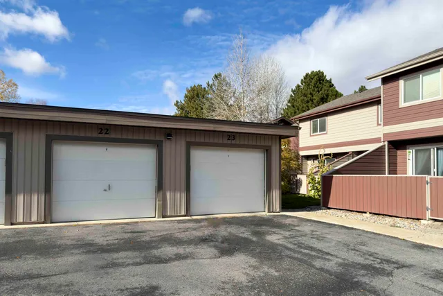$410,000 | 850 Shenandoah Drive, Unit 22, Hailey, ID 83333