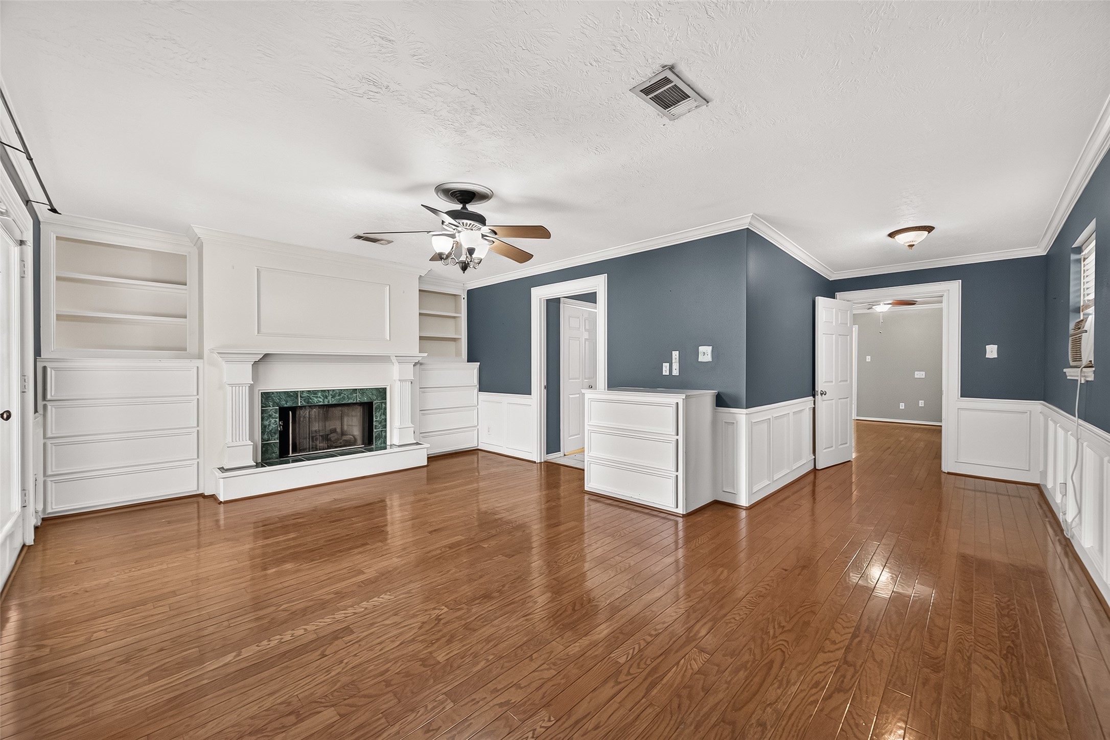 1007 East Baker Road Baytown, TX 77521 - Photo 11 of 38
