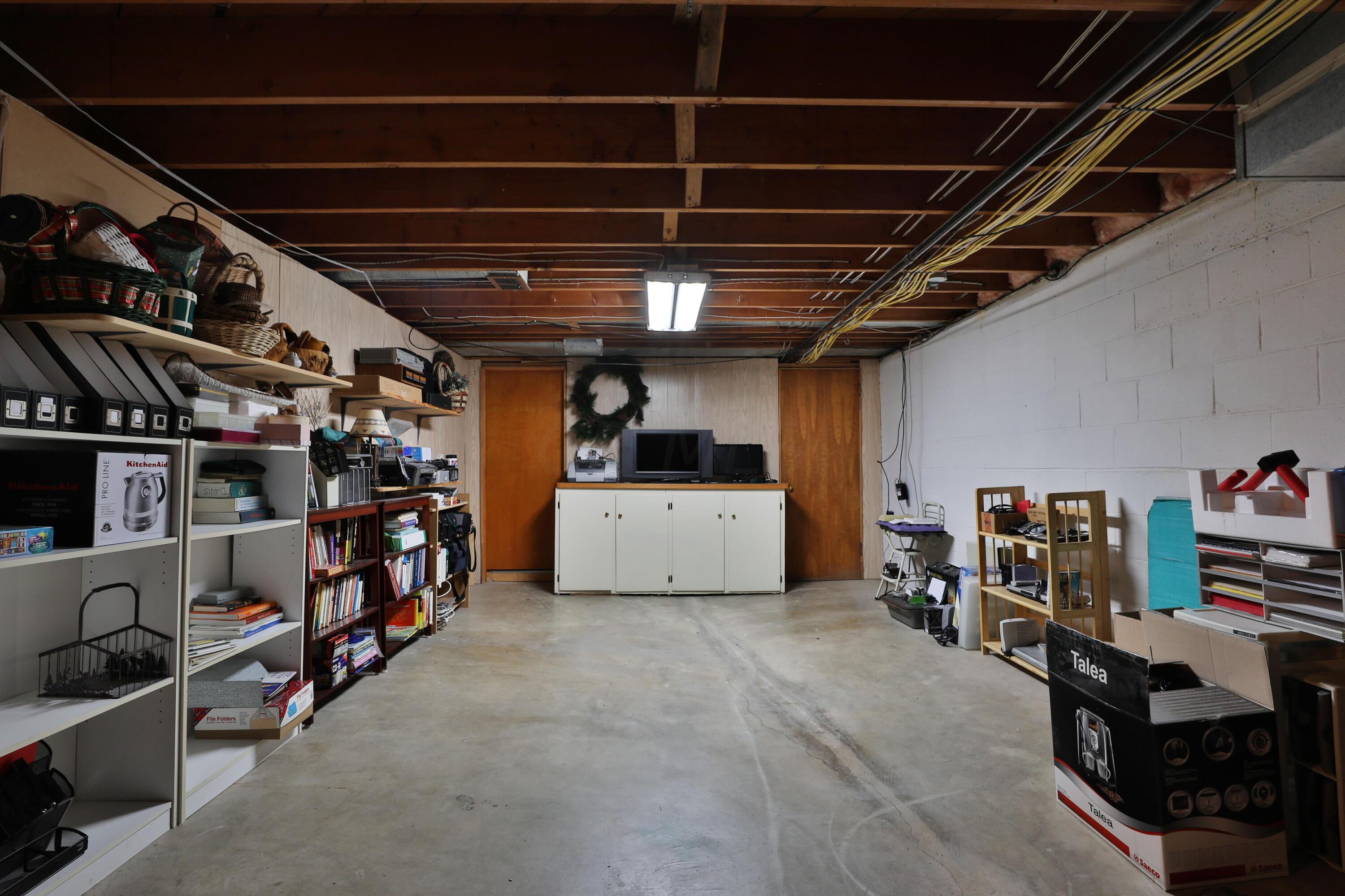 5925 Sinclair Road Columbus, OH 43229 - Photo 36 of 60 5925-Sinclair-34