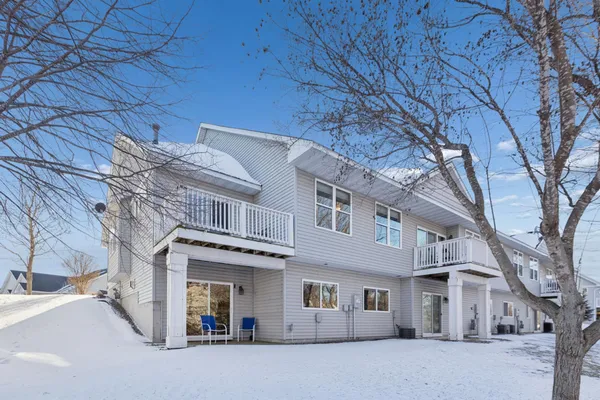 $355,000 | 11052 16th Street Northeast, St. Michael, MN 55376