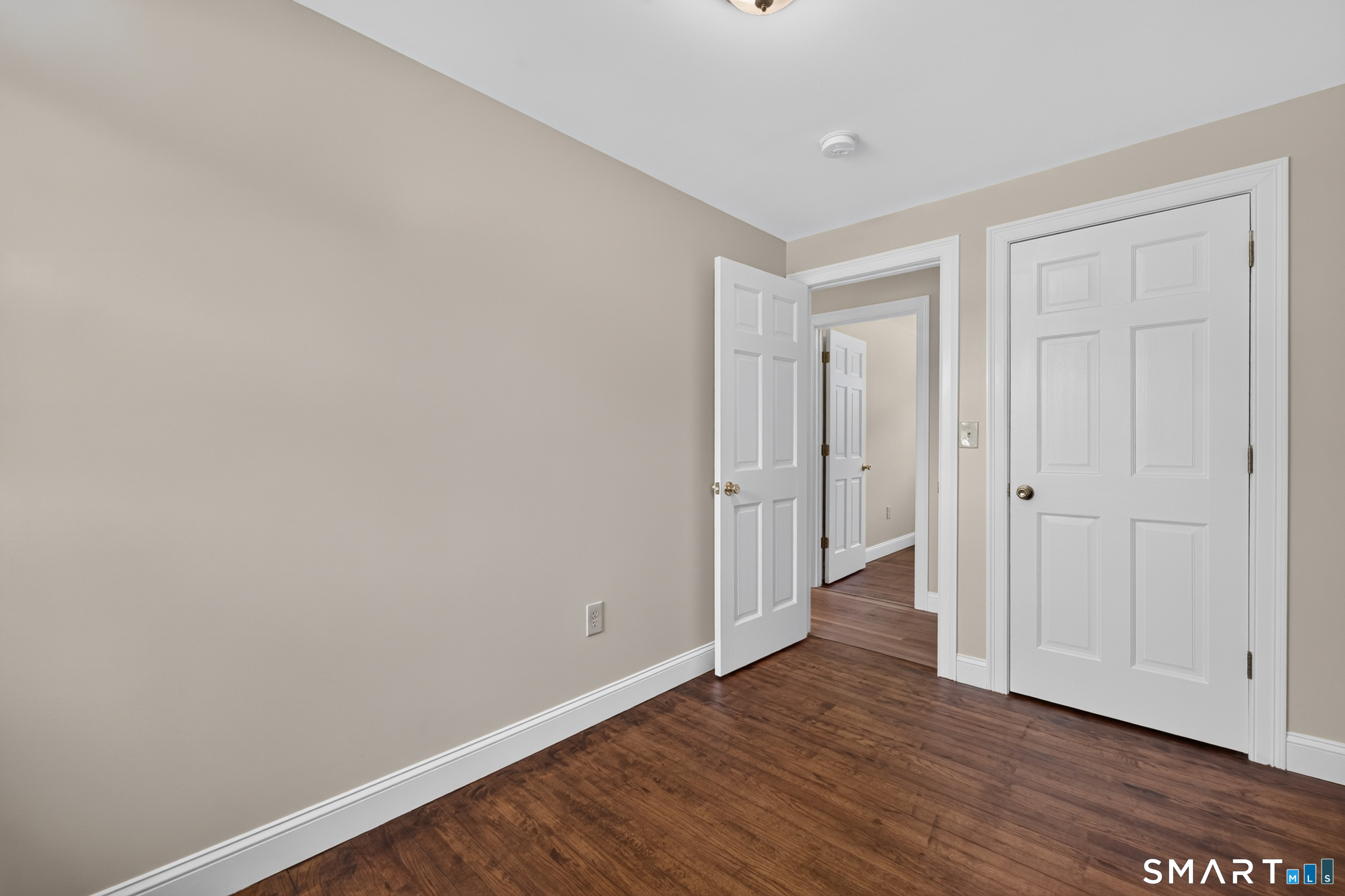 6 White Plains Road Norwich, CT 06360 - Photo 17 of 39 Gallery Image 17
