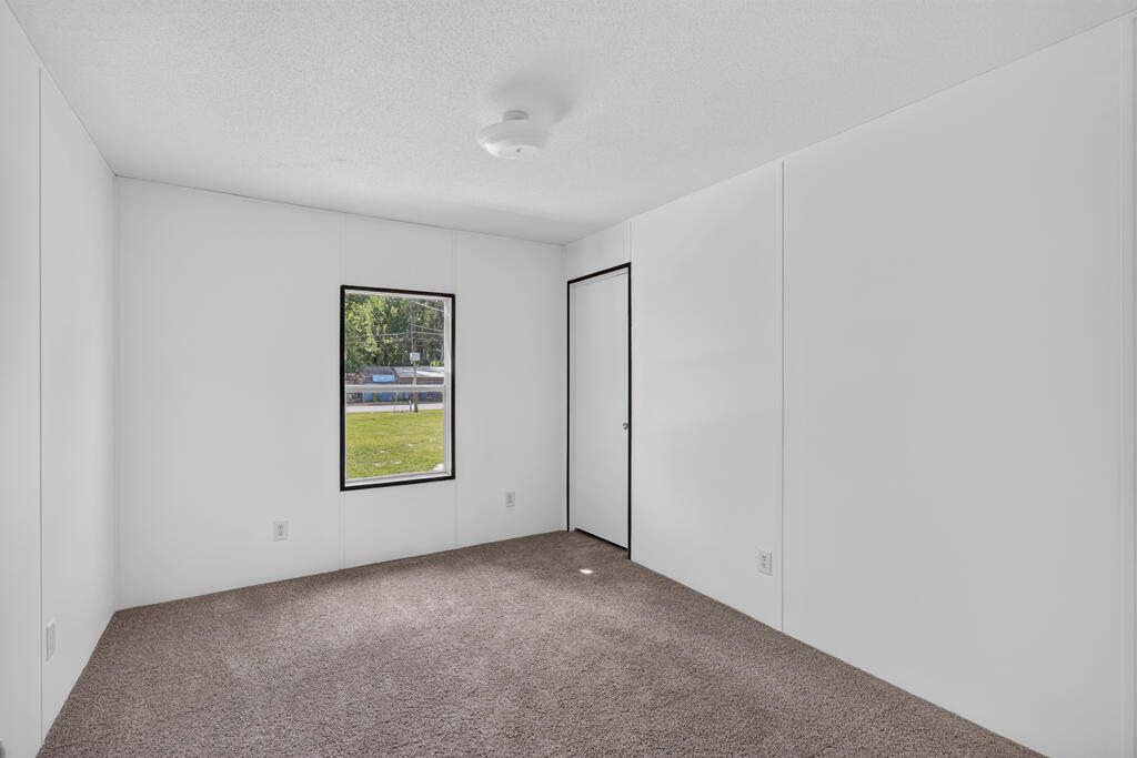 156 Vinson Road McIntyre, GA 31054 - Photo 10 of 24 Gallery Image 10