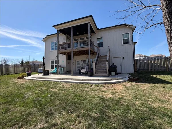 $530,000 | 12213 North Virginia Avenue, Kansas City, MO 64165