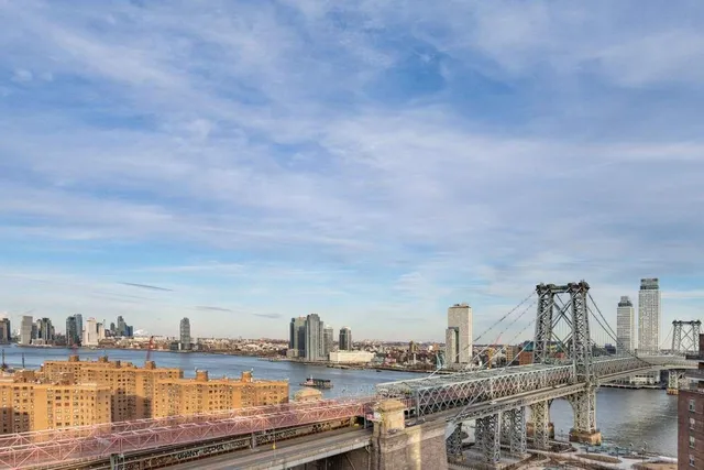 a black and white photo of a picture