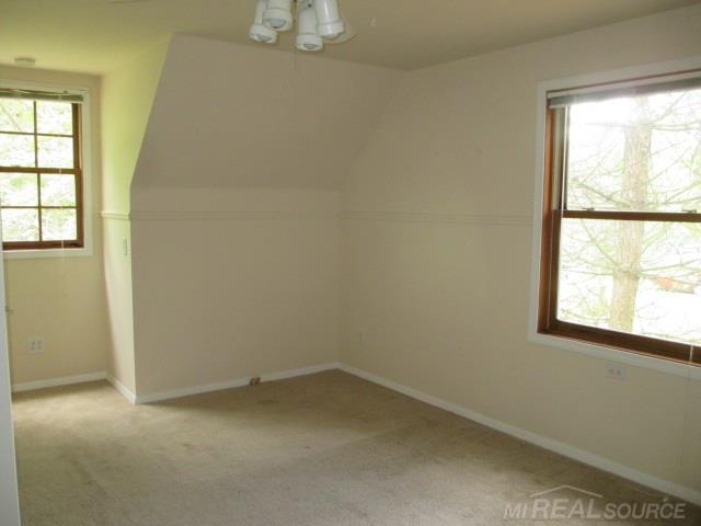 4528 Jerome Road Clarkston, MI 48346 - Photo 17 of 25