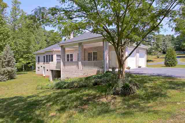 1707 McClellan Road Anderson, SC 29621 - Photo 3 of 24