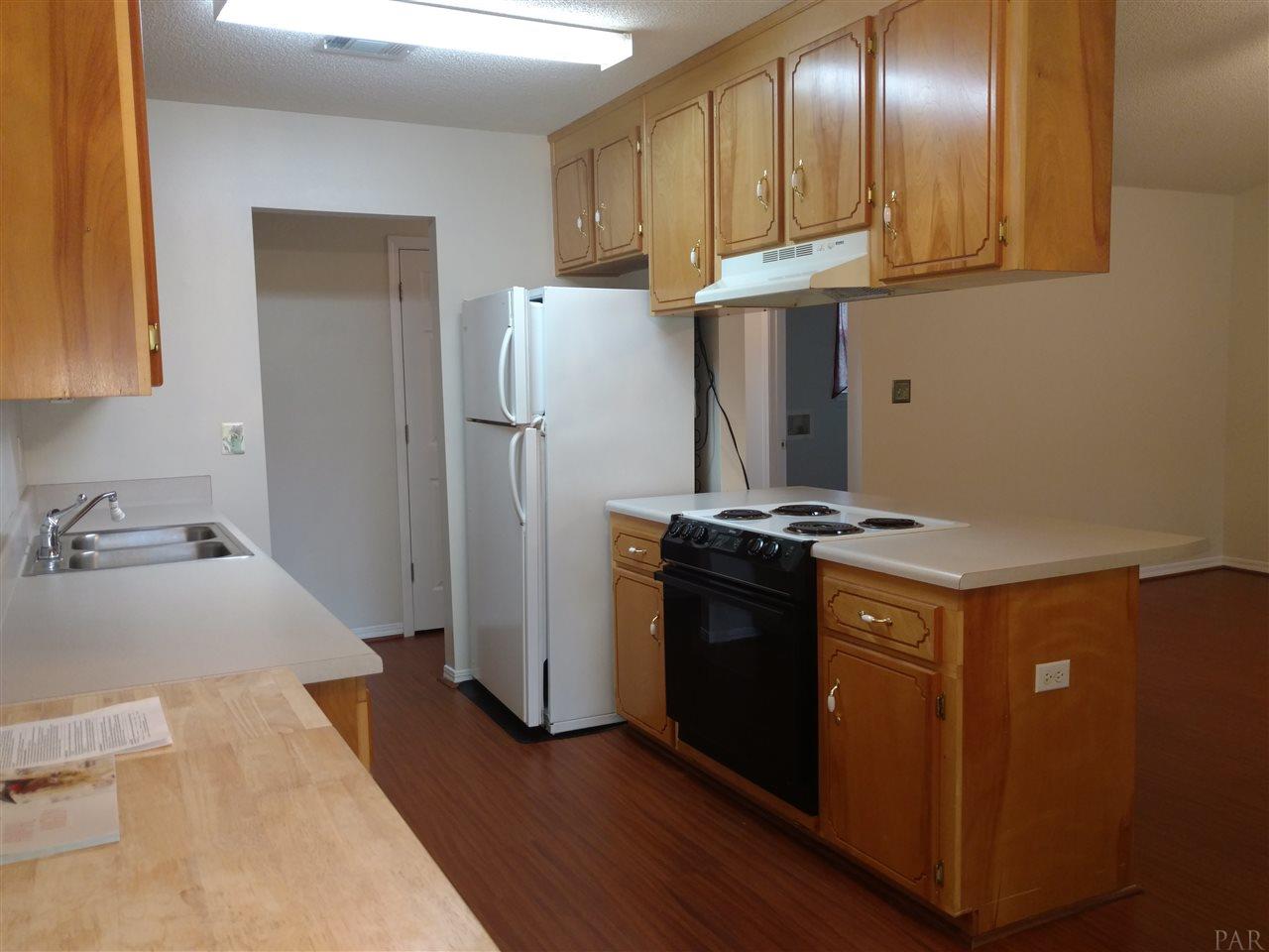 4563 Struth Lane Pace, FL 32571 - Photo 3 of 23 Gallery Image 3