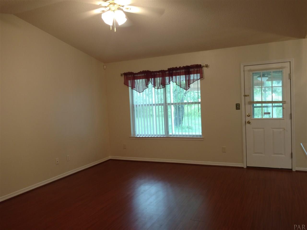4563 Struth Lane Pace, FL 32571 - Photo 8 of 23 Gallery Image 8