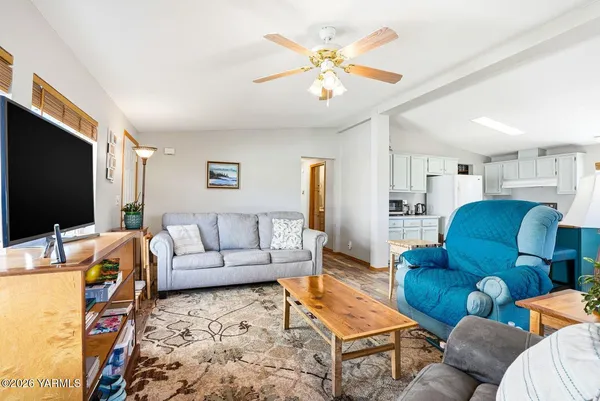 $314,980 | 1805 South 70th Avenue, Yakima, WA 98908