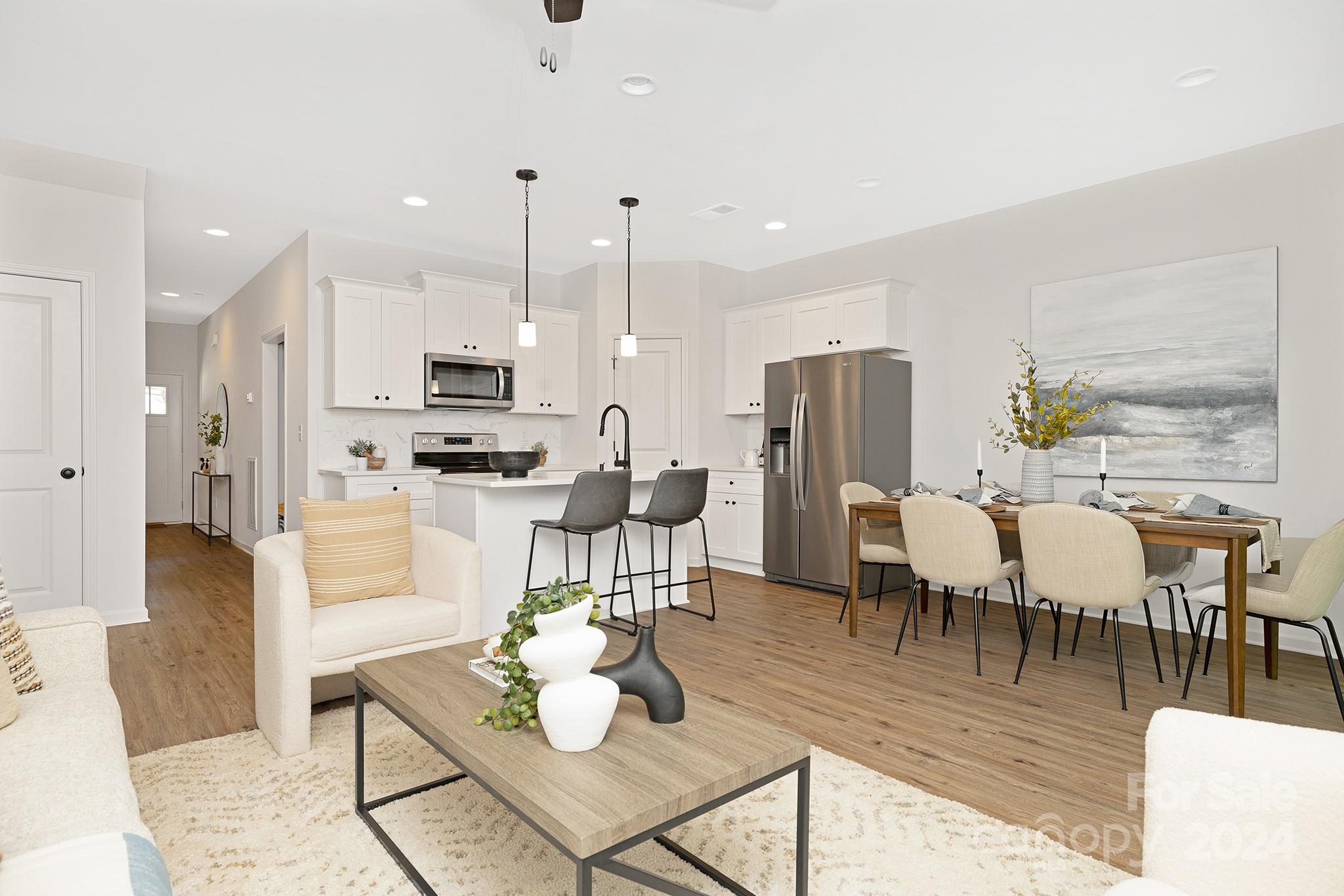 1142 Leigh Circle Charlotte, NC 28216 - Photo 13 of 25