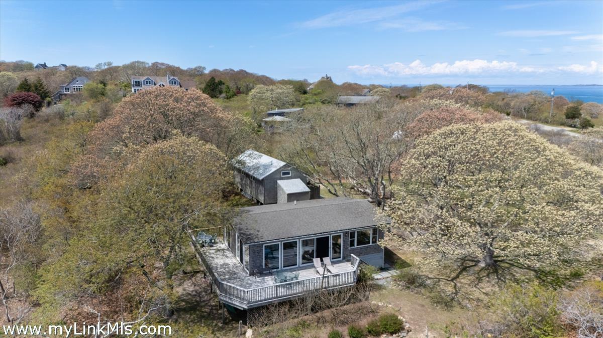 393 Lighthouse Road Aquinnah, MA 02535 - Photo 27 of 34