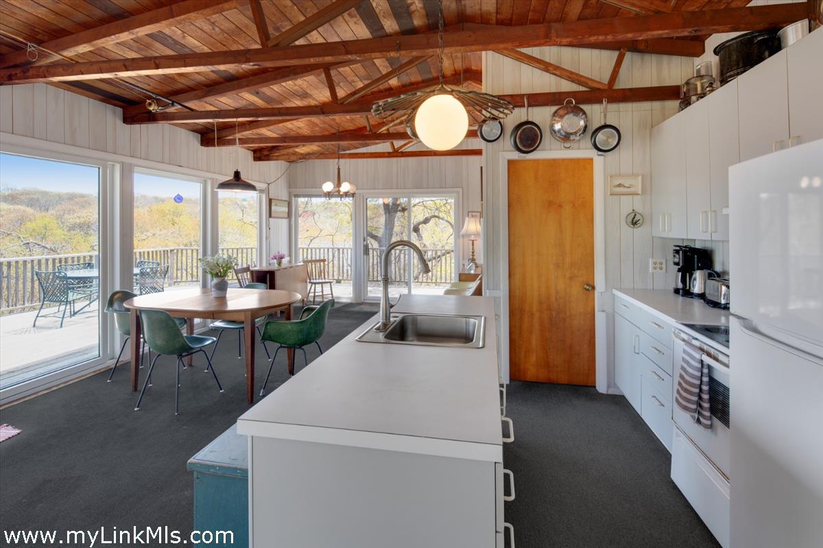 393 Lighthouse Road Aquinnah, MA 02535 - Photo 5 of 34